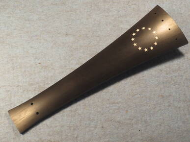 Tailpiece Baroque Cello Ebony with 12 stars